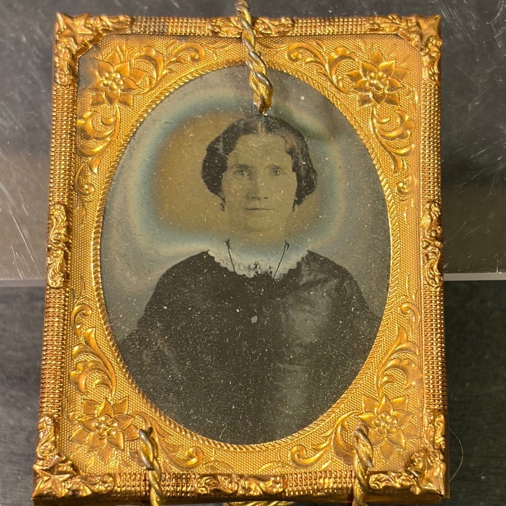 Antique Victorian Daguerreotype Portrait Woman Ornate Gold Floral Frame Easel